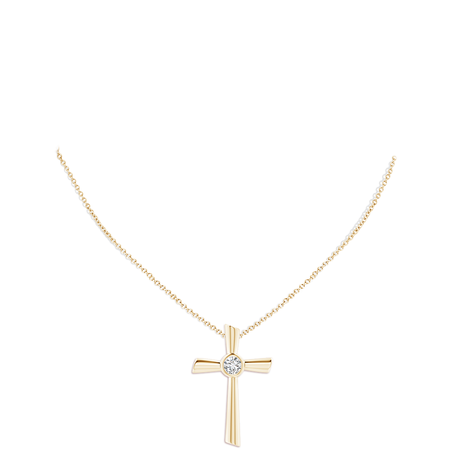 5.1mm HSI2 Solitaire Diamond Cross Pendant in Yellow Gold pen