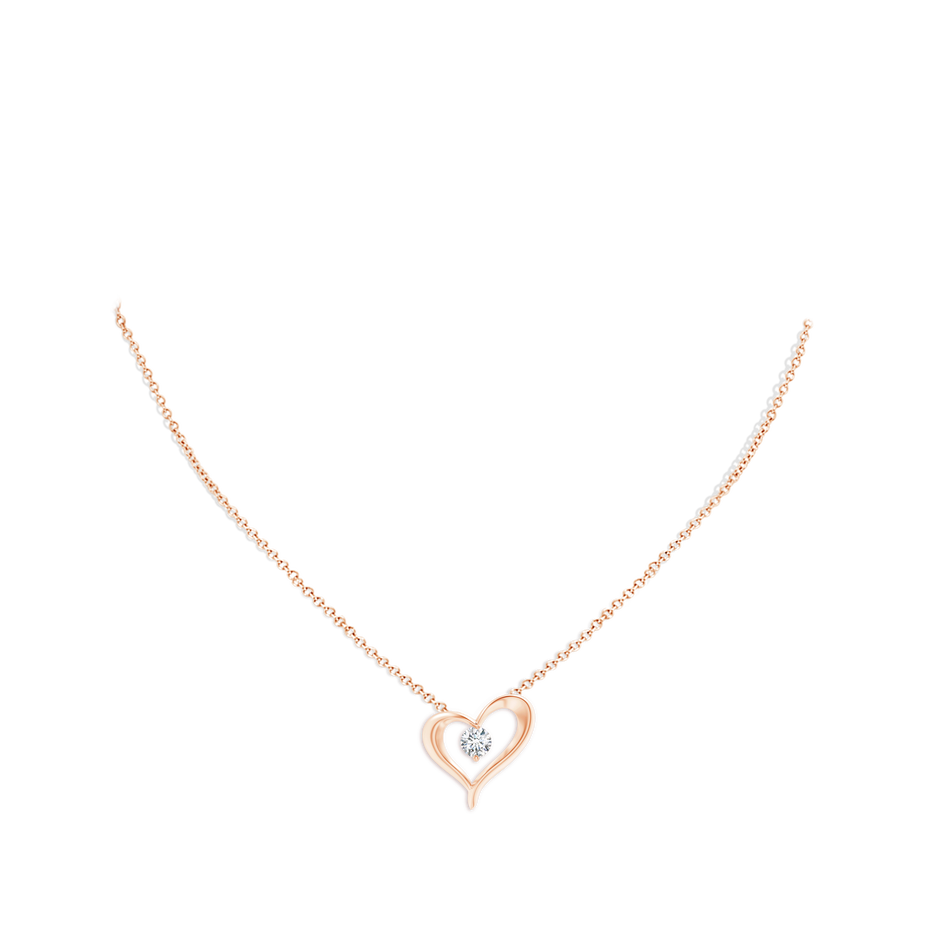 3.8mm GVS2 Solitaire Diamond Ribbon Heart Pendant in Rose Gold pen