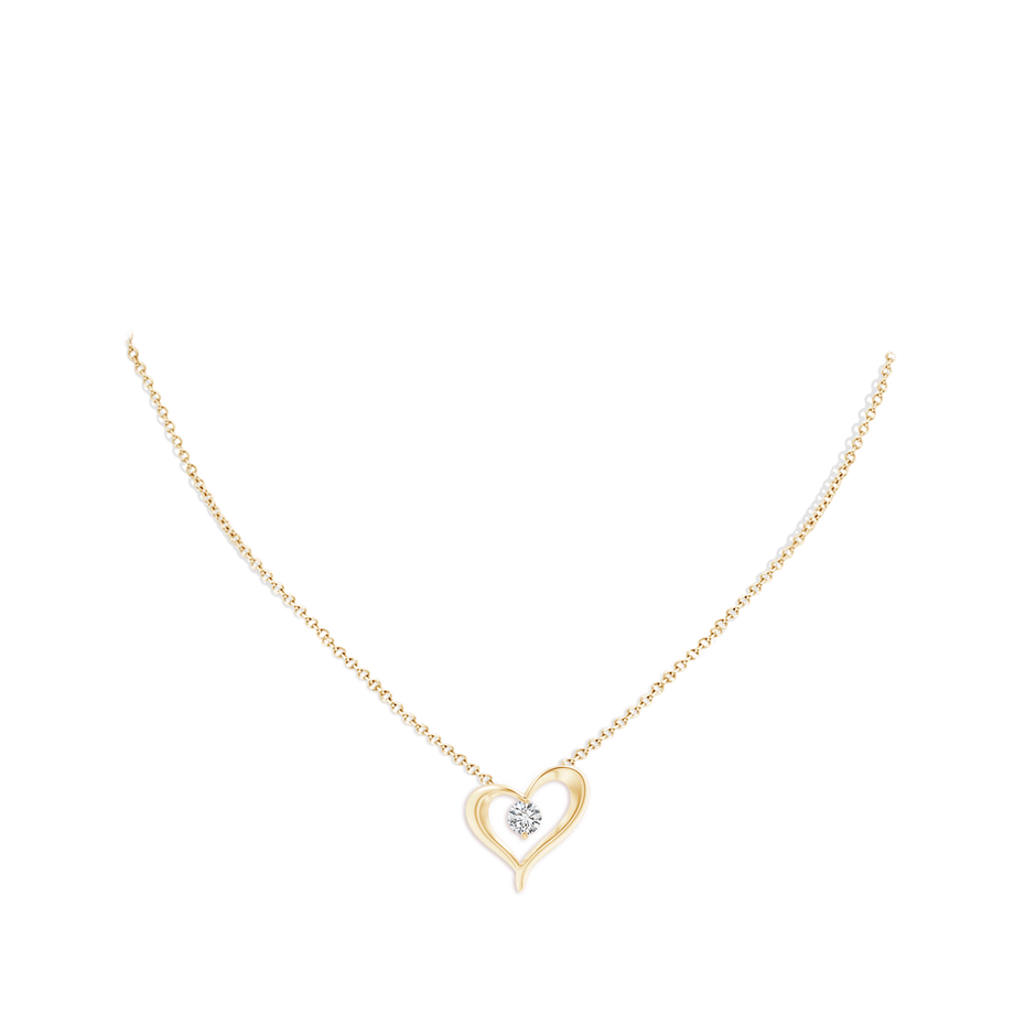 3.8mm HSI2 Solitaire Diamond Ribbon Heart Pendant in Yellow Gold pen