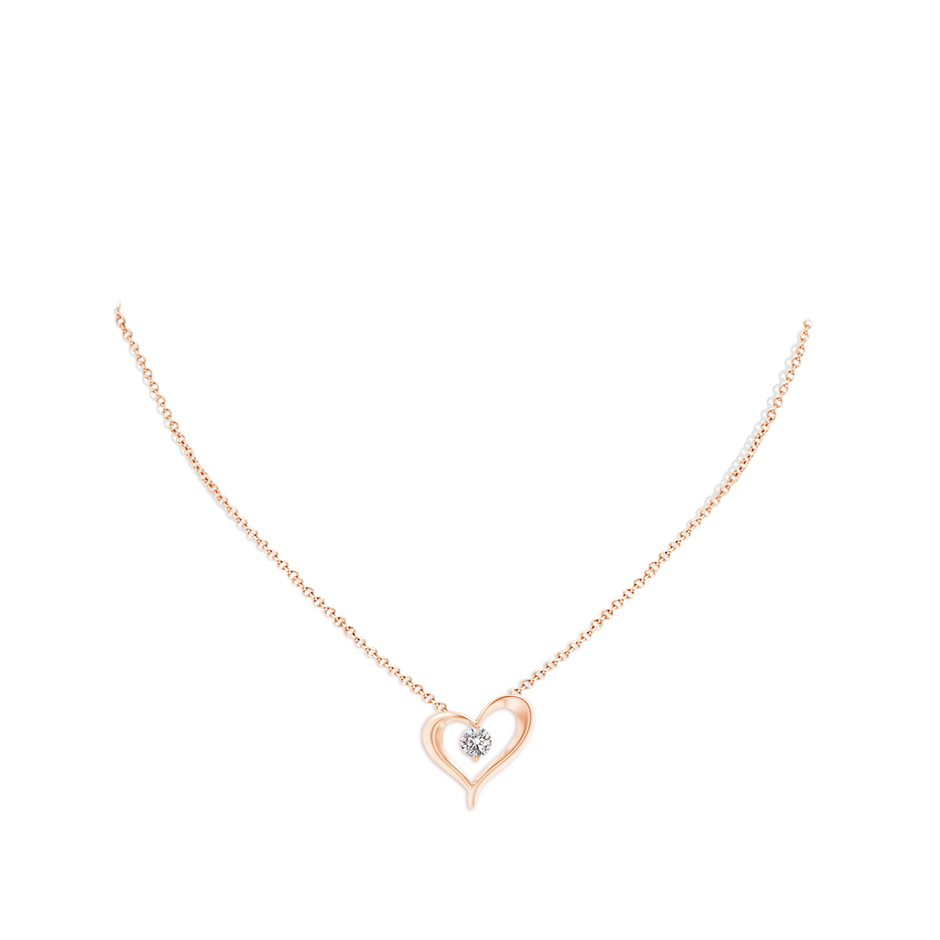3.8mm IJI1I2 Solitaire Diamond Ribbon Heart Pendant in Rose Gold pen