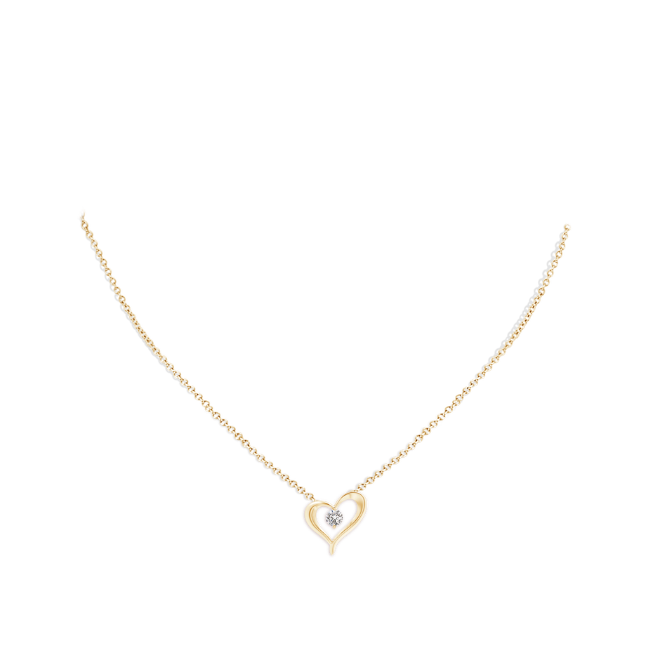 3mm IJI1I2 Solitaire Diamond Ribbon Heart Pendant in Yellow Gold pen
