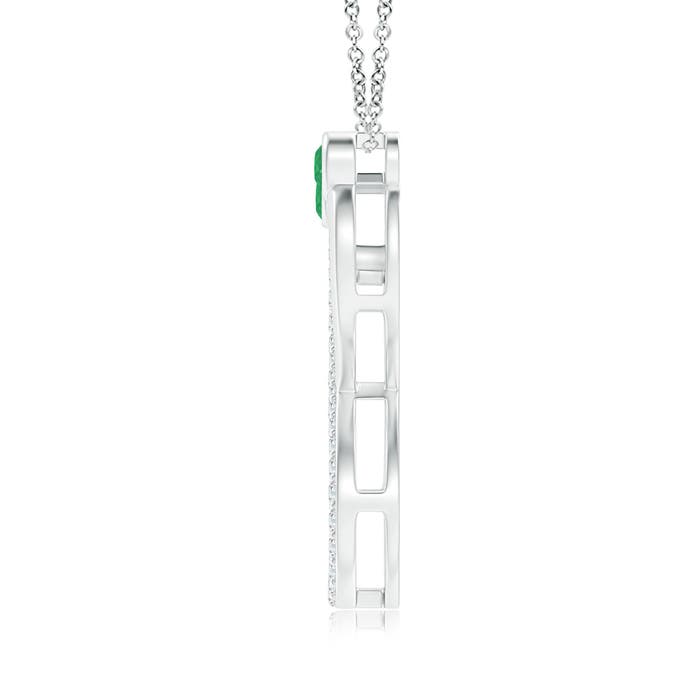 A - Emerald / 0.45 CT / 14 KT White Gold