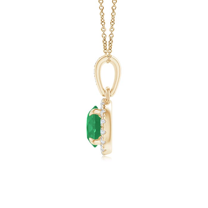 A - Emerald / 0.55 CT / 14 KT Yellow Gold