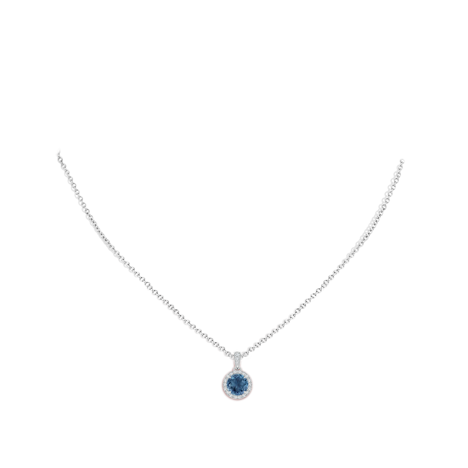 7mm A Claw-Set Round London Blue Topaz Pendant with Diamond Halo in White Gold pen