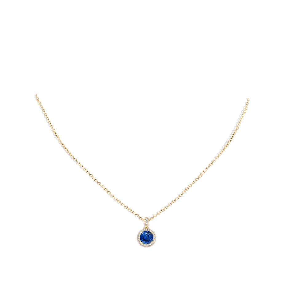 7mm AAA Claw-Set Round Sapphire Pendant with Diamond Halo in Yellow Gold body-neck