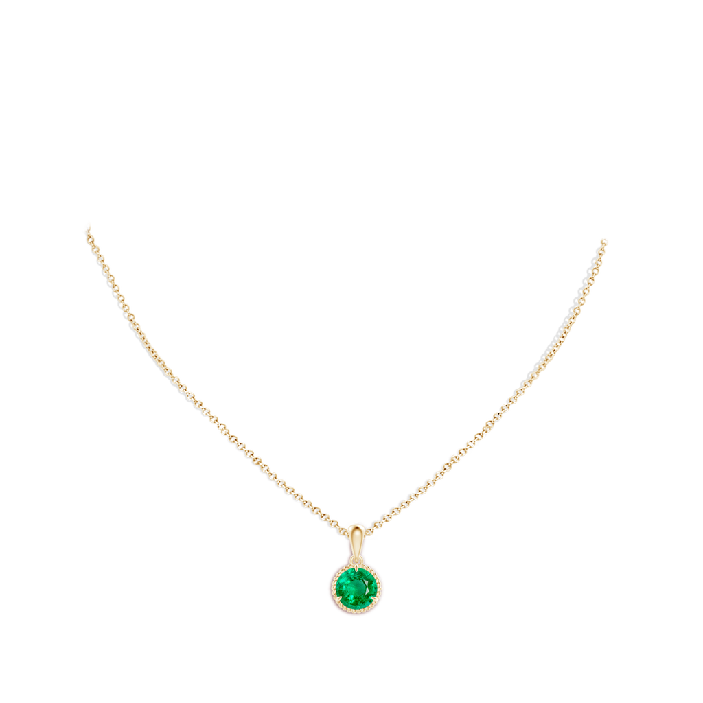 8mm AAA Rope-Framed Claw-Set Emerald Solitaire Pendant in Yellow Gold pen