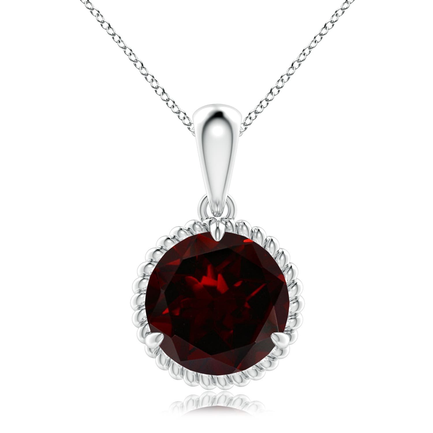 A - Garnet / 4.5 CT / 14 KT White Gold