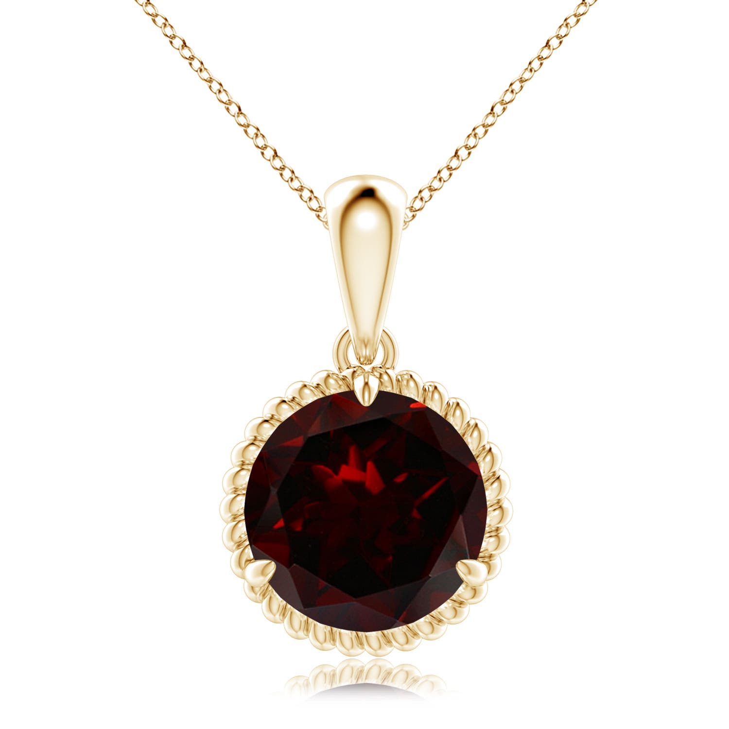 A - Garnet / 4.5 CT / 14 KT Yellow Gold