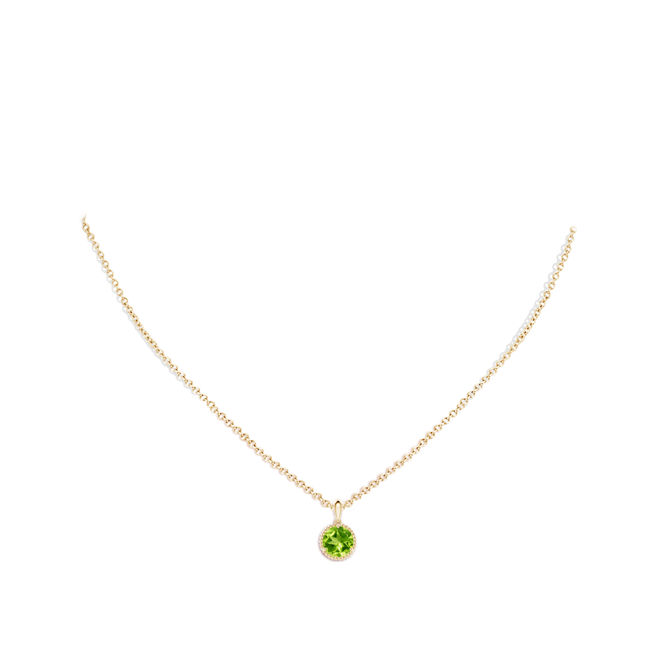 7mm AAA Rope-Framed Claw-Set Peridot Solitaire Pendant in Yellow Gold body-neck