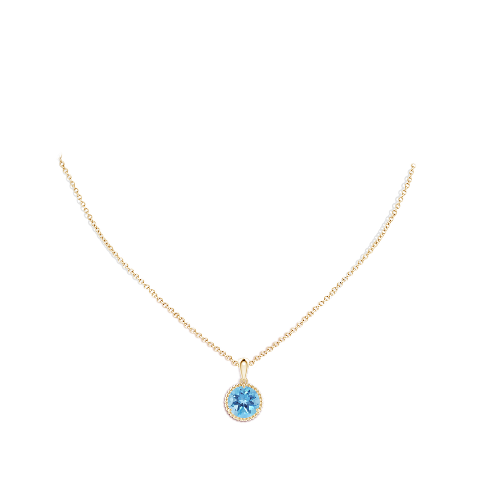 10mm A Rope-Framed Claw-Set Swiss Blue Topaz Solitaire Pendant in Yellow Gold pen