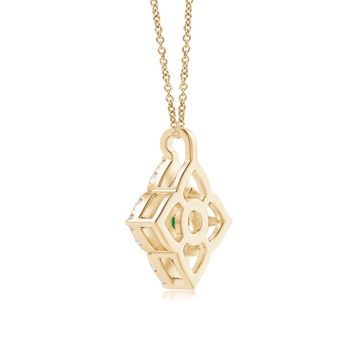 3mm AAAA Vintage Inspired Emerald Clover Pendant in Yellow Gold Product Image
