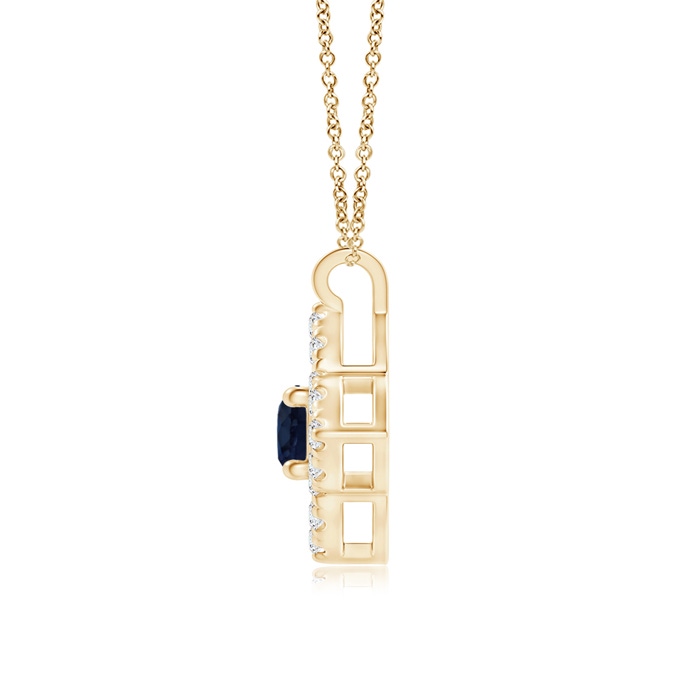 3mm A Vintage Inspired Blue Sapphire Clover Pendant in Yellow Gold product image