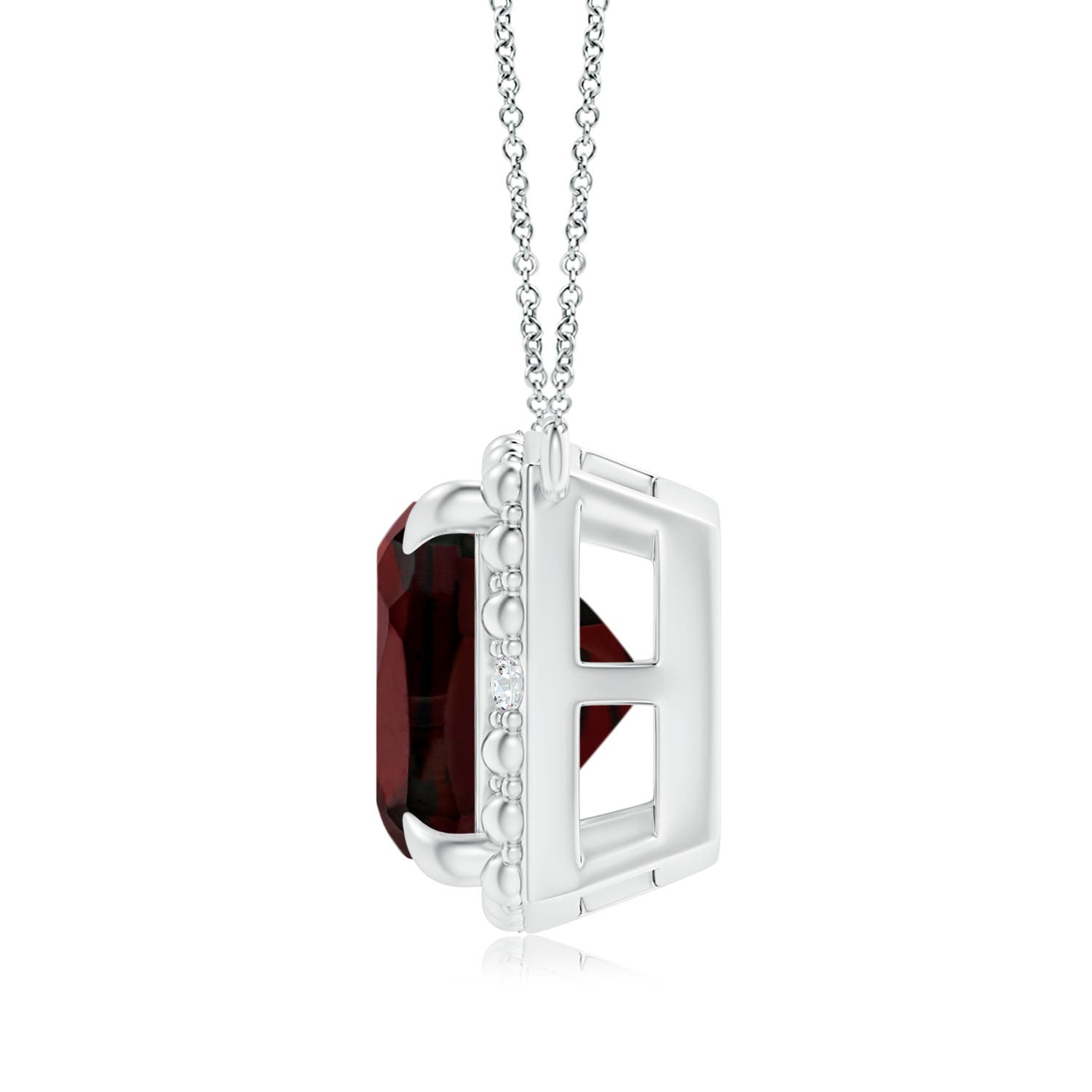 AA - Garnet / 3.64 CT / 14 KT White Gold