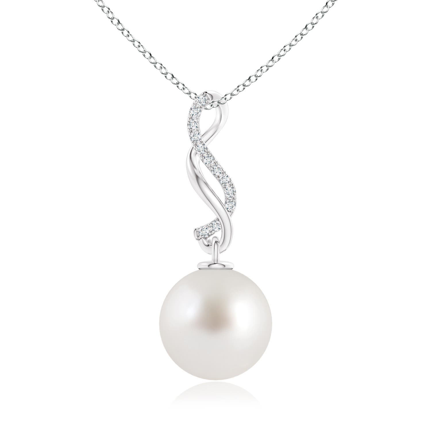 AAA - South Sea Cultured Pearl / 7.26 CT / 14 KT White Gold