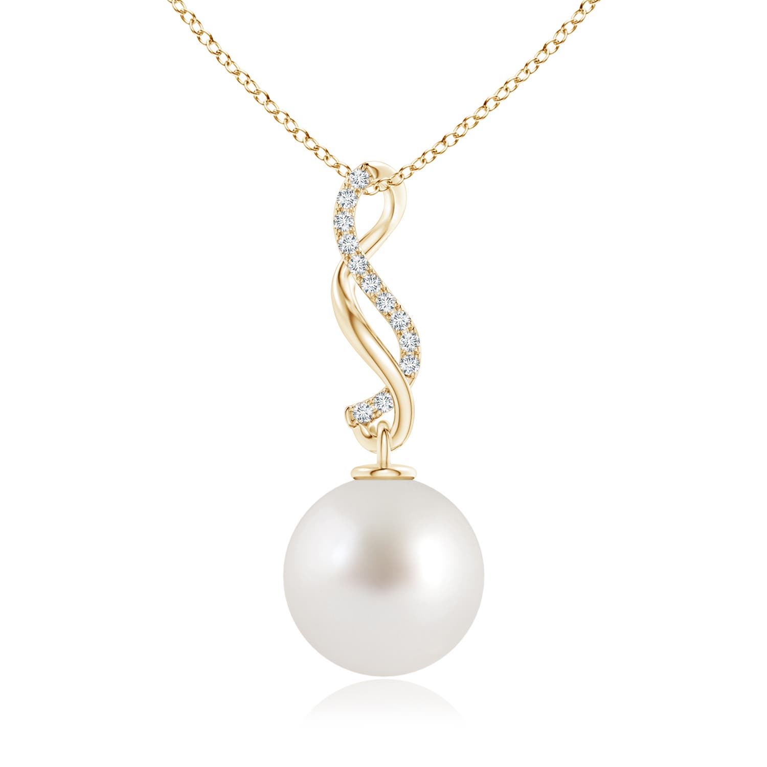 AAA - South Sea Cultured Pearl / 7.26 CT / 14 KT Yellow Gold