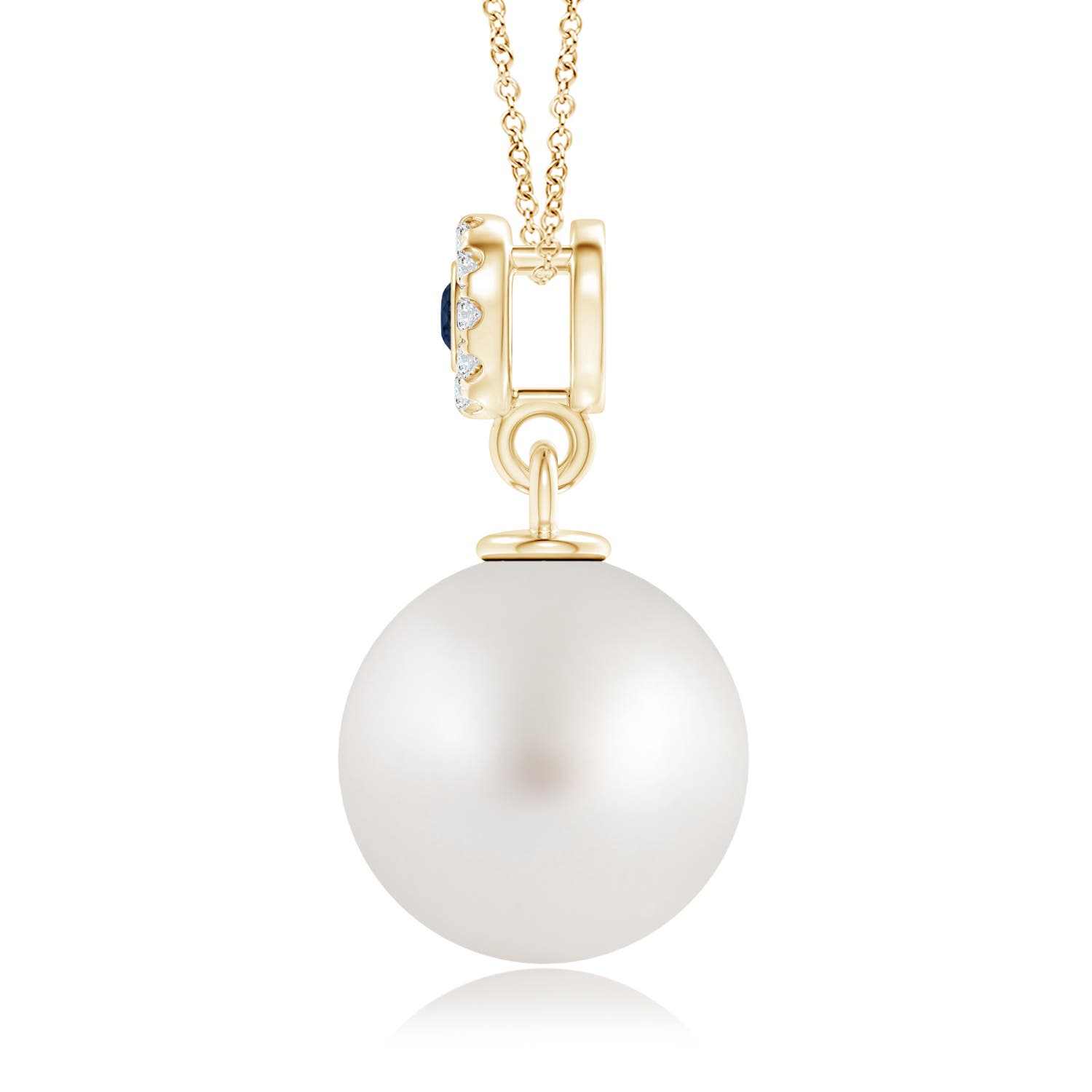 AA - South Sea Cultured Pearl / 7.31 CT / 14 KT Yellow Gold