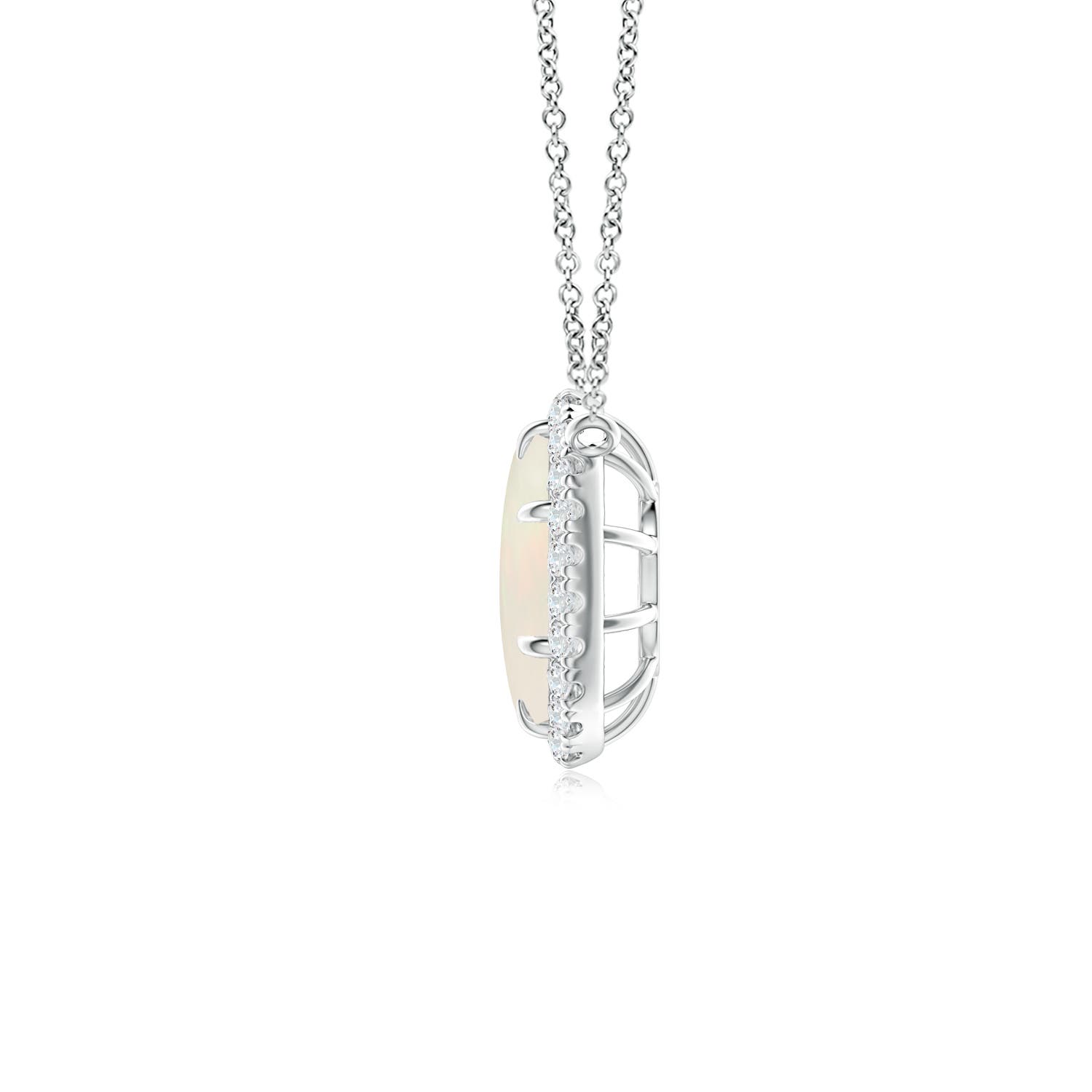 A - Opal / 0.91 CT / 14 KT White Gold