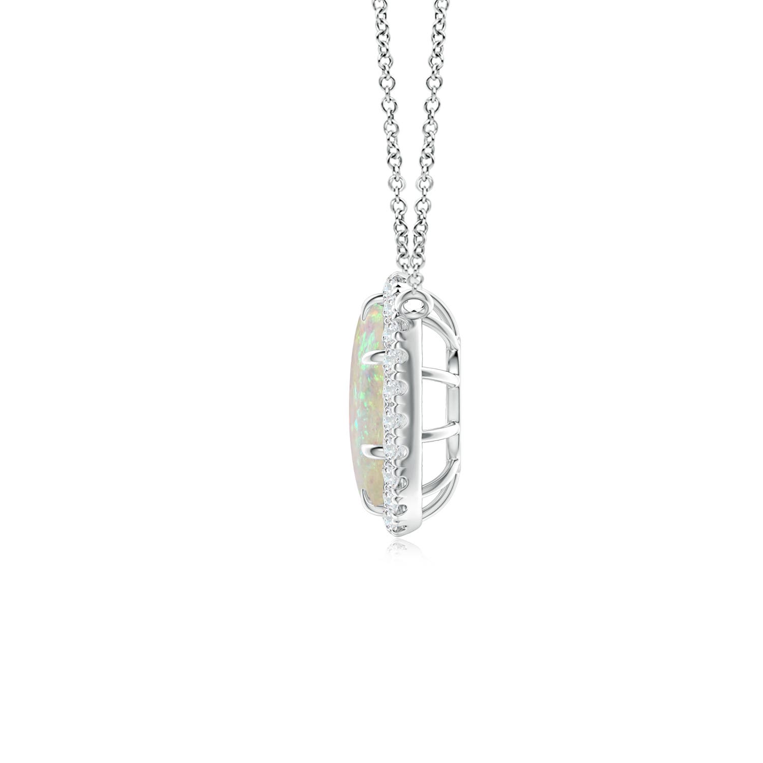 AAA - Opal / 0.91 CT / 14 KT White Gold