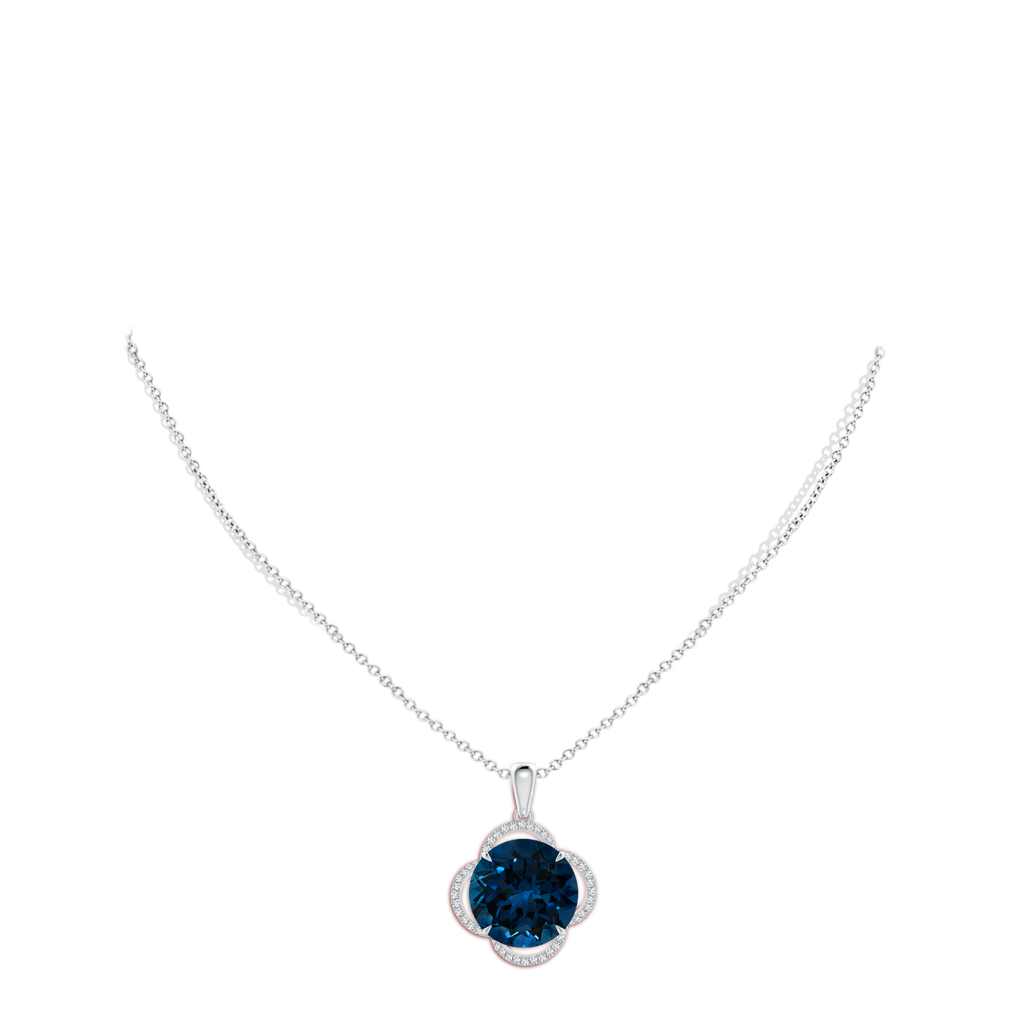 12.20x12.06x7.74mm AAA GIA Certified London Blue Topaz Clover Halo Pendant in White Gold pen