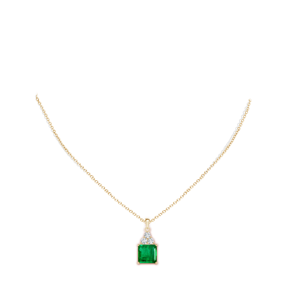 11.20x9.03x5.78mm AAA GIA Certified Emerald Solitaire Pendant with Trio Diamonds in Yellow Gold pen