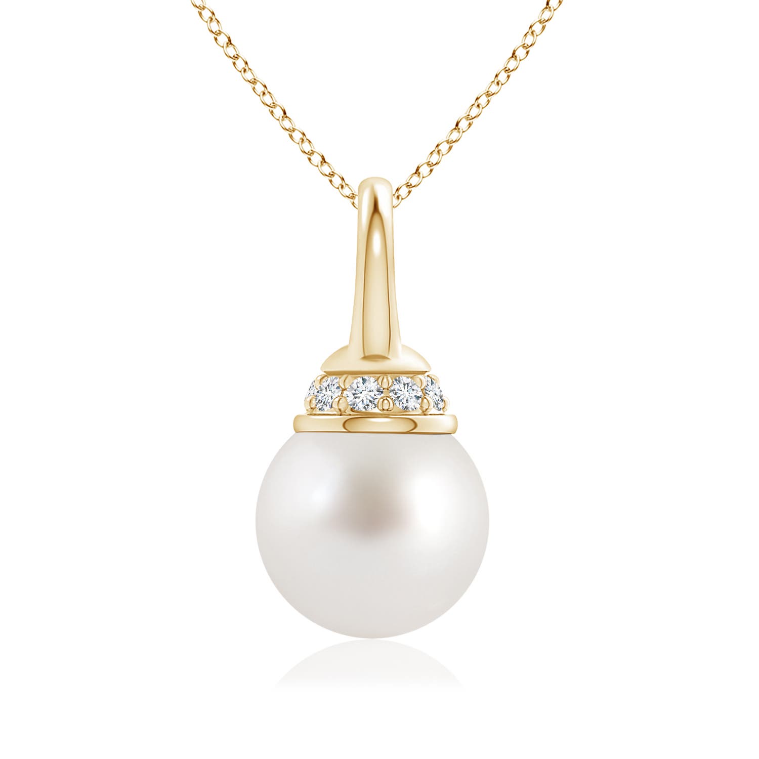 AAA - South Sea Cultured Pearl / 3.79 CT / 14 KT Yellow Gold