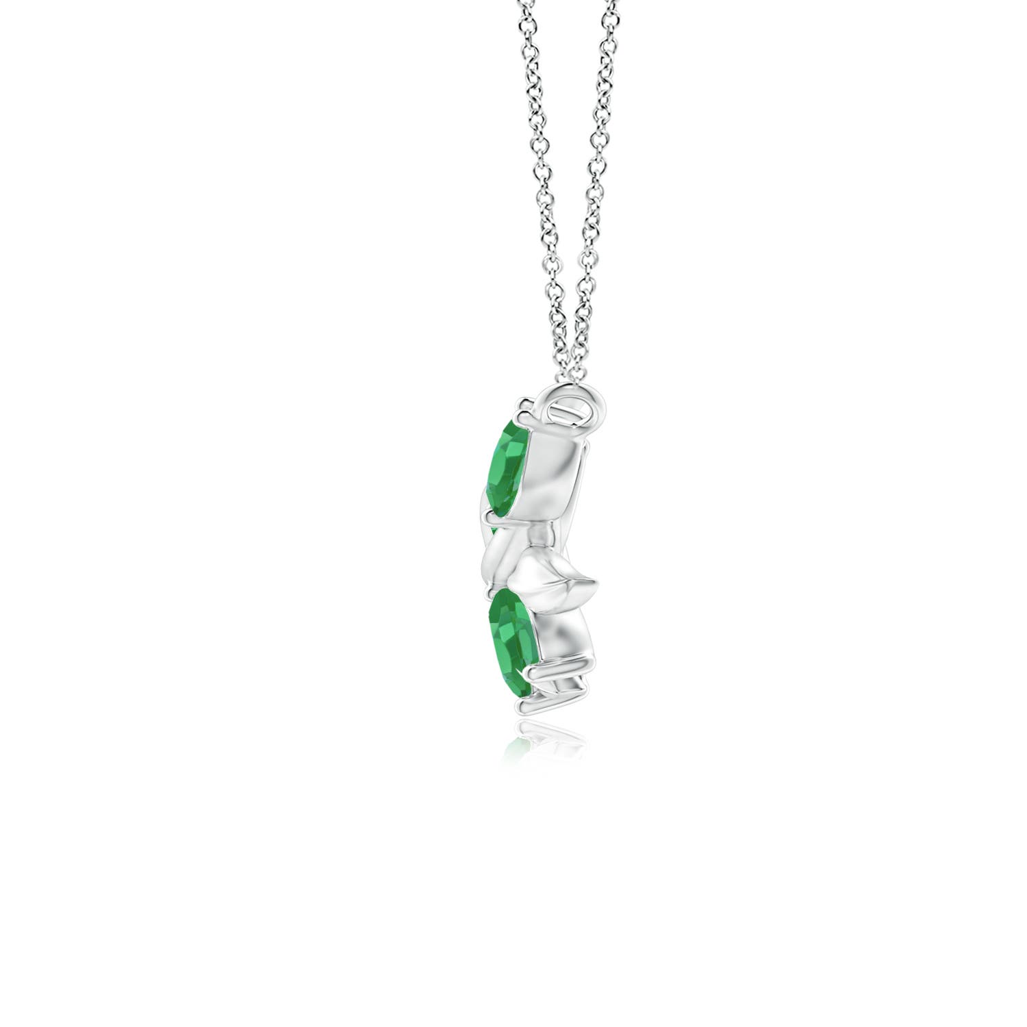 A - Emerald / 0.78 CT / 14 KT White Gold