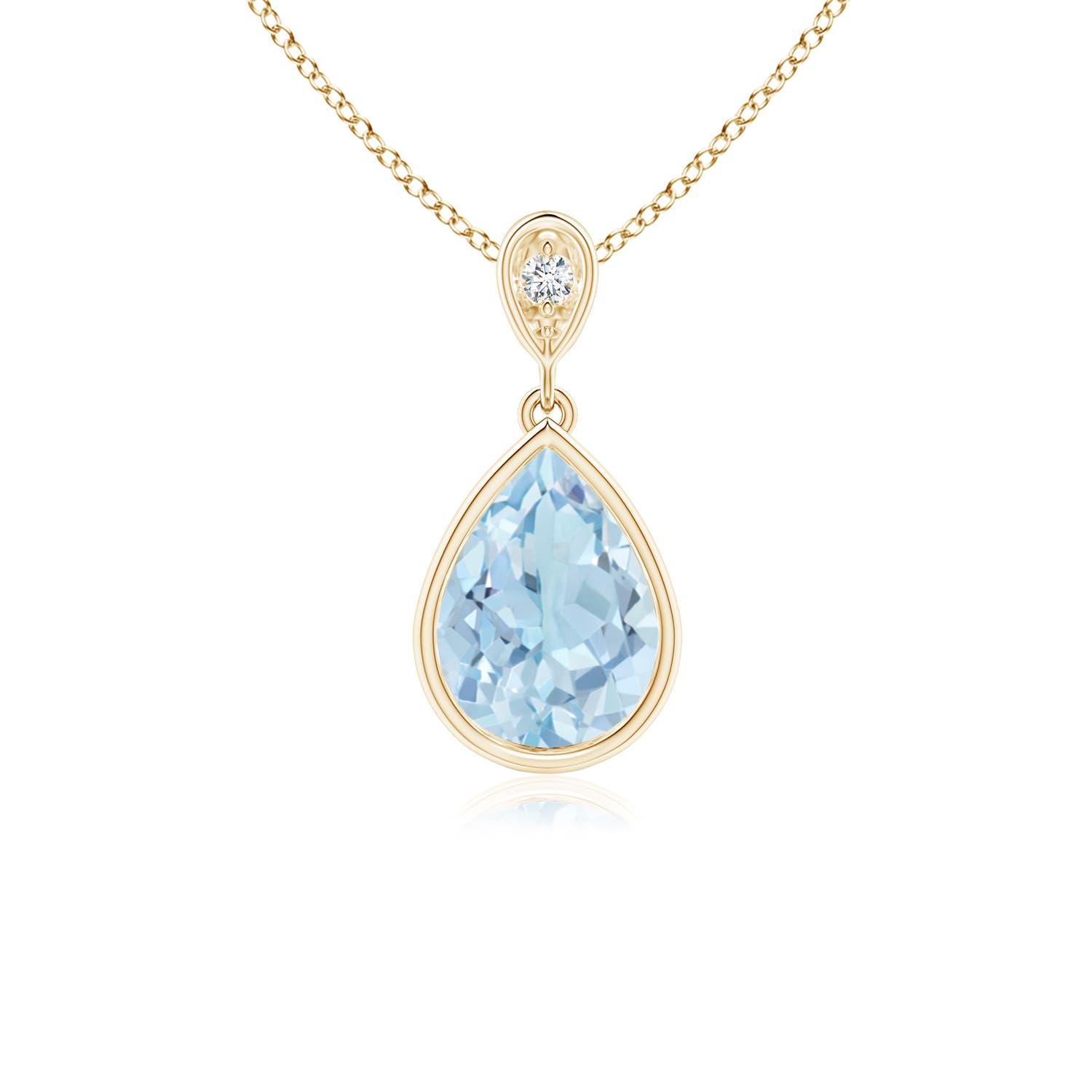 AA - Aquamarine / 0.86 CT / 14 KT Yellow Gold