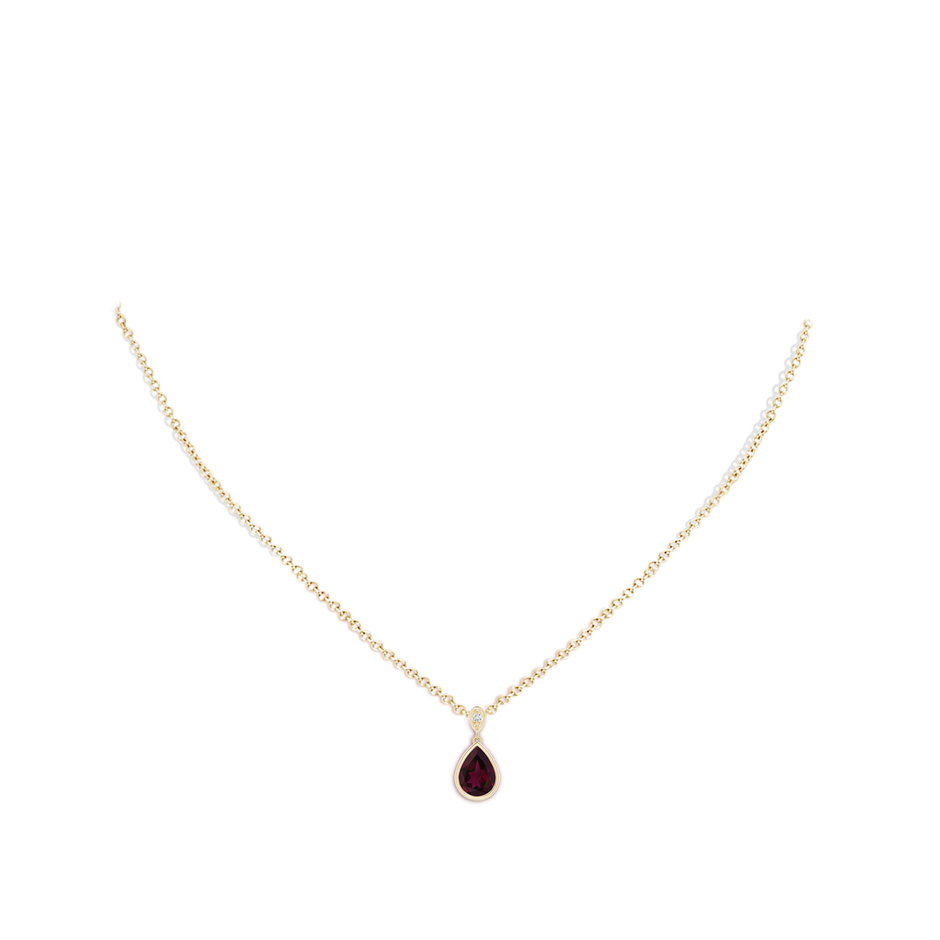 8x6mm A Bezel-Set Rhodolite Teardrop Pendant with Diamond in Yellow Gold pen