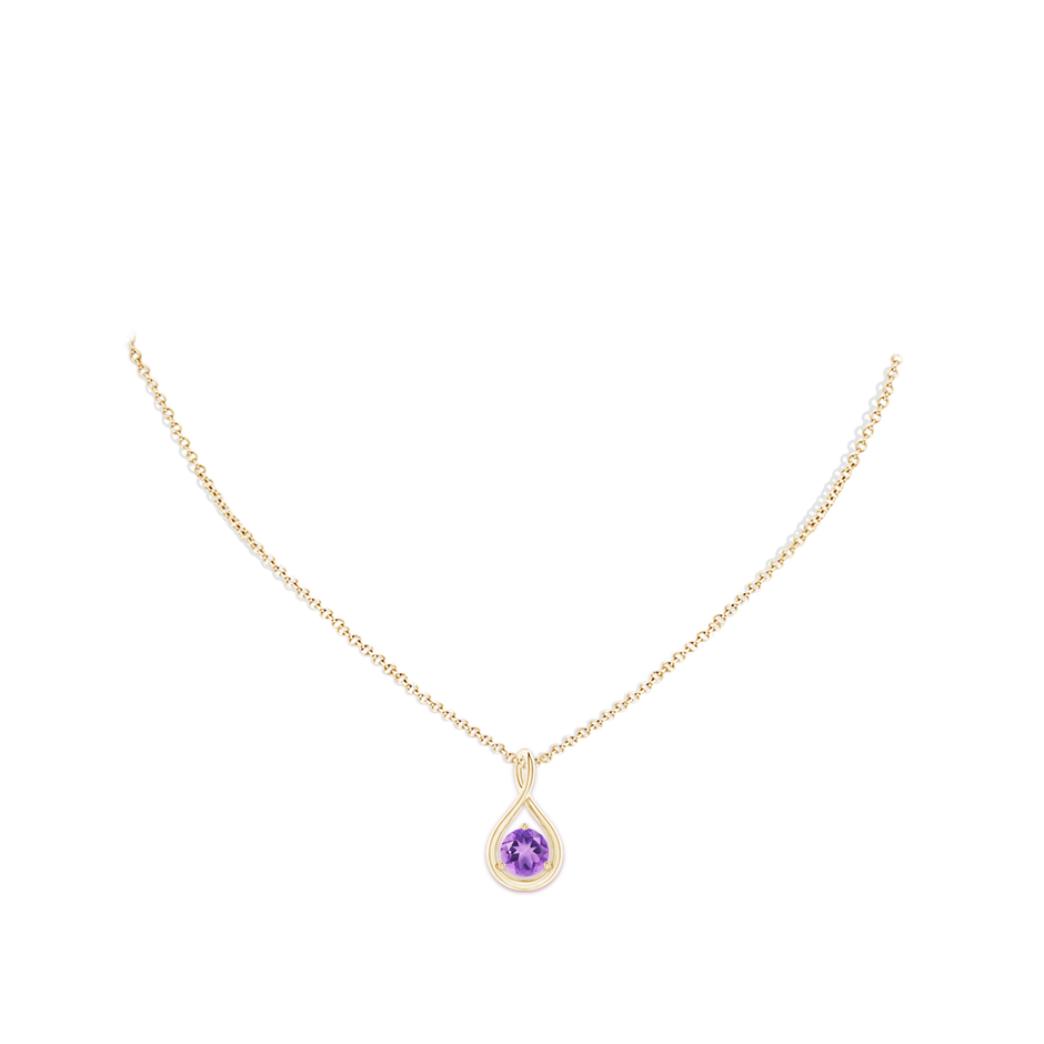7mm A Solitaire Round Amethyst Infinity Twist Pendant in 18K Yellow Gold pen