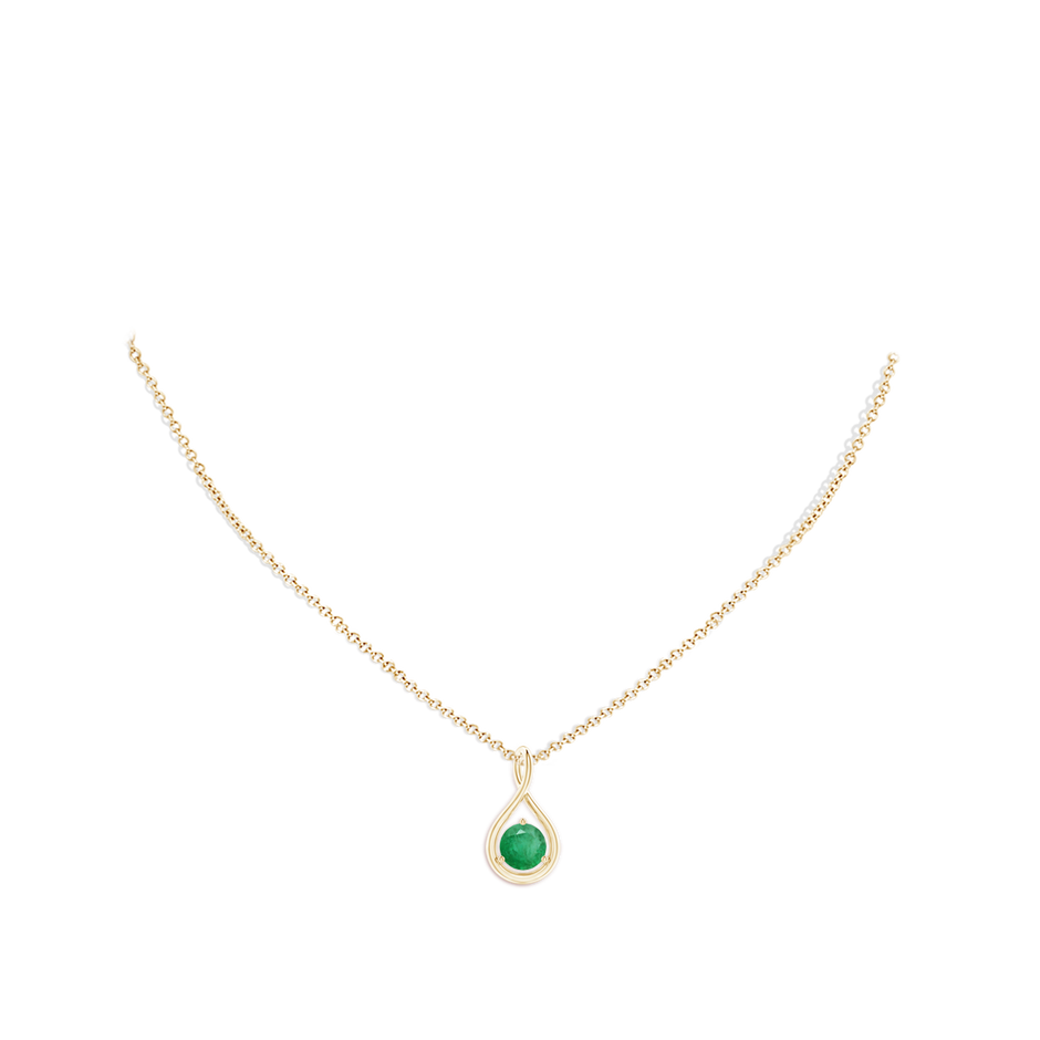 6mm A Solitaire Round Emerald Infinity Twist Pendant in Yellow Gold pen