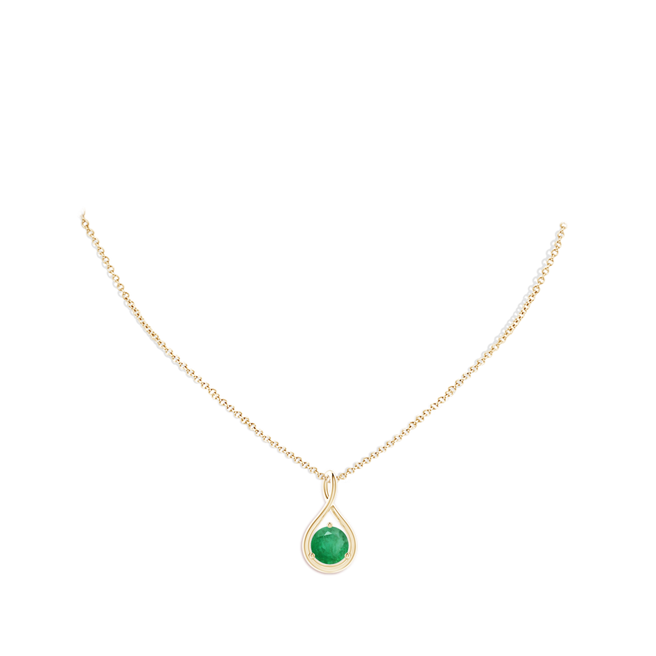 8mm A Solitaire Round Emerald Infinity Twist Pendant in Yellow Gold pen