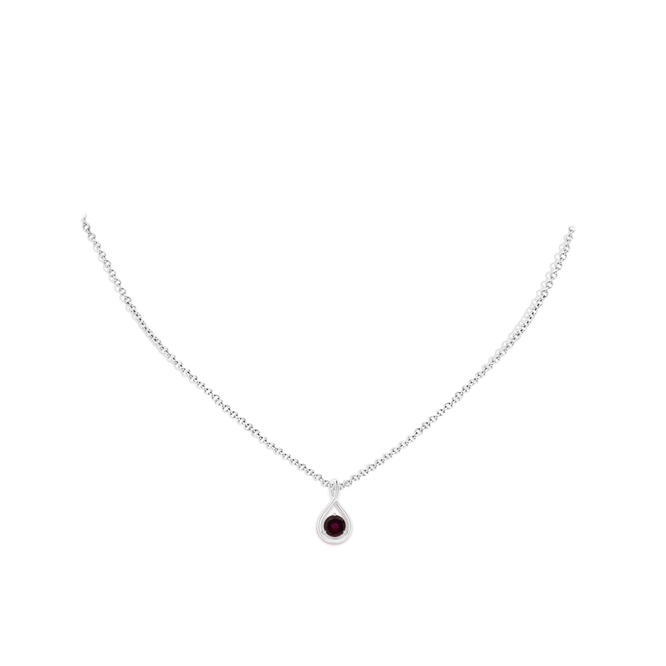 5mm A Solitaire Round Rhodolite Infinity Twist Pendant in S999 Silver pen