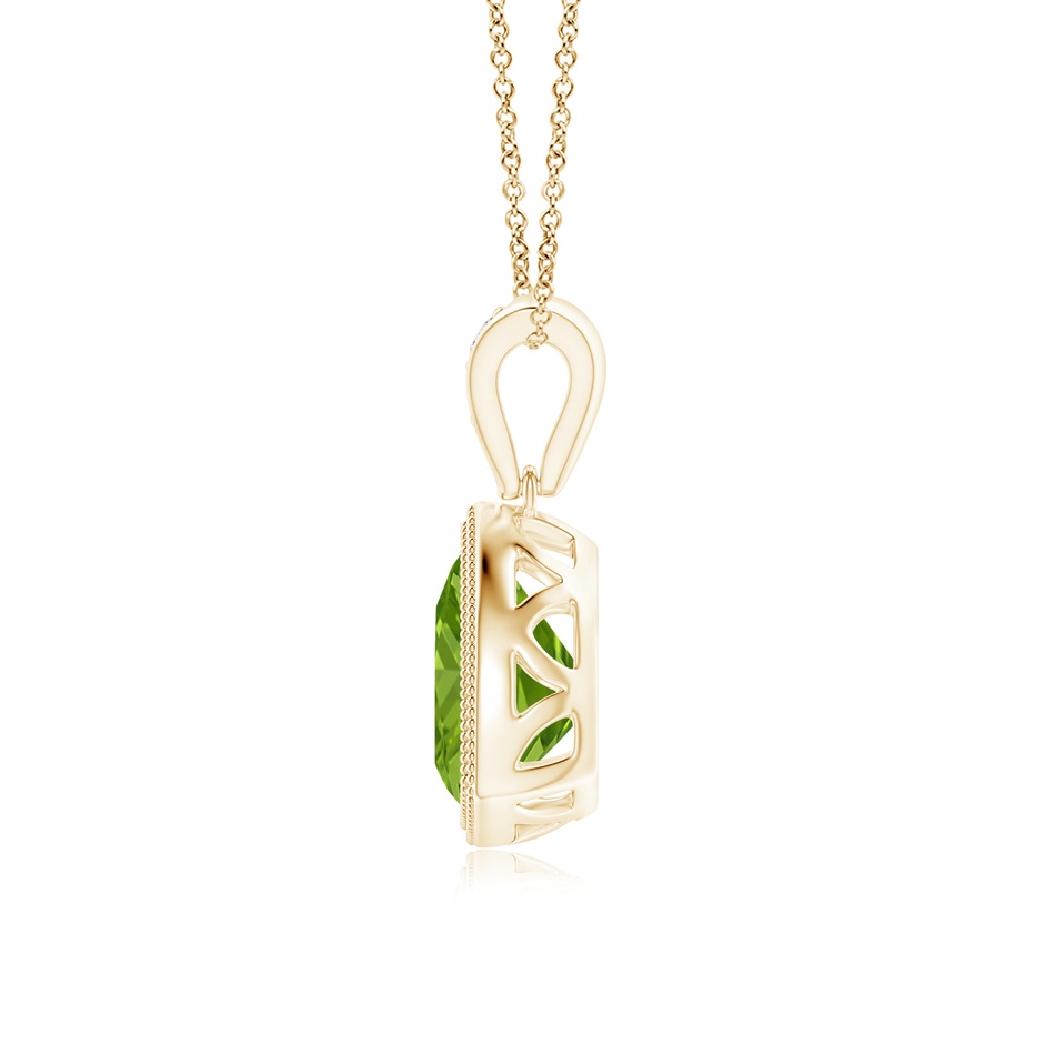 7mm AAAA Bezel-Set Trillion Peridot Pendant with Milgrain in Yellow Gold side 1