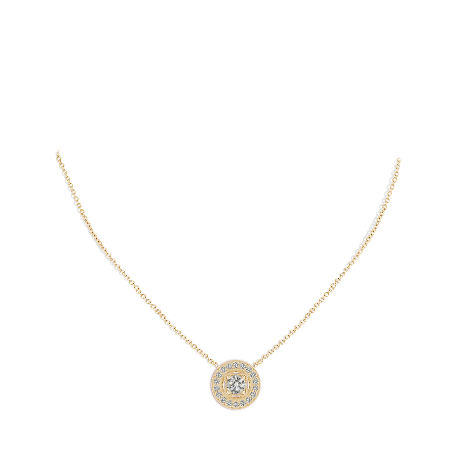 6.4mm KI3 Vintage Style Diamond Halo Pendant with Milgrain Detailing in Yellow Gold pen