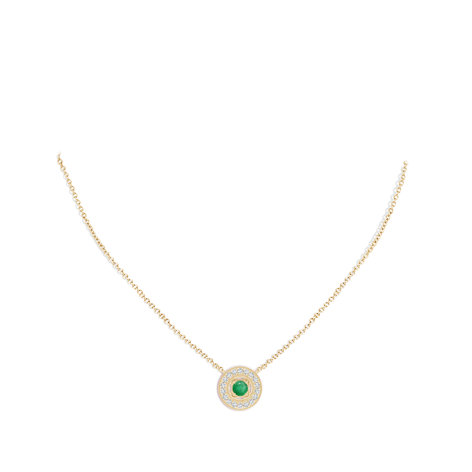 3.5mm A Vintage Style Emerald Halo Pendant with Milgrain Detailing in Yellow Gold pen