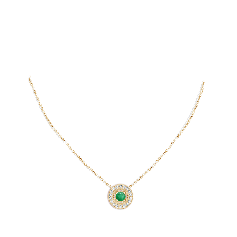 6mm A Vintage Style Emerald Halo Pendant with Milgrain Detailing in Yellow Gold pen