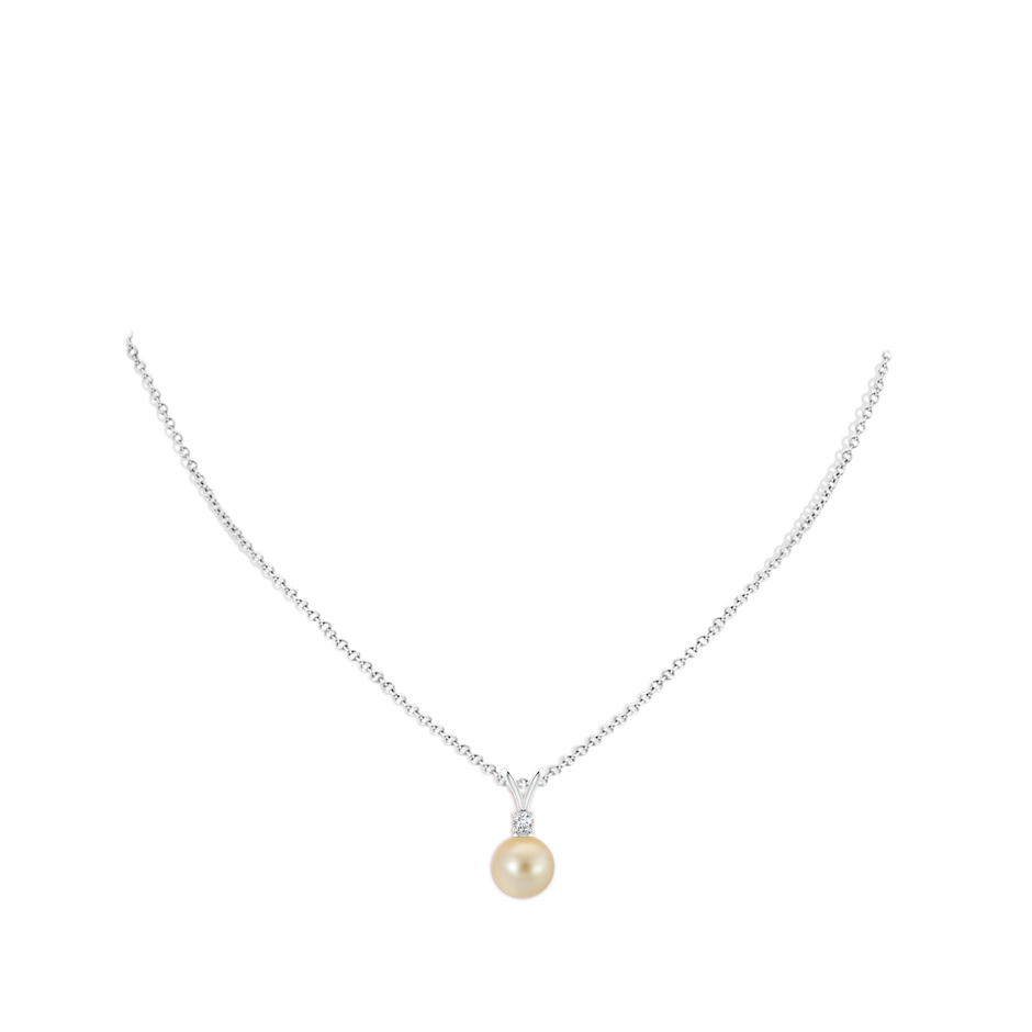 9mm AAA Golden South Sea Pearl V-Bale Pendant in White Gold pen