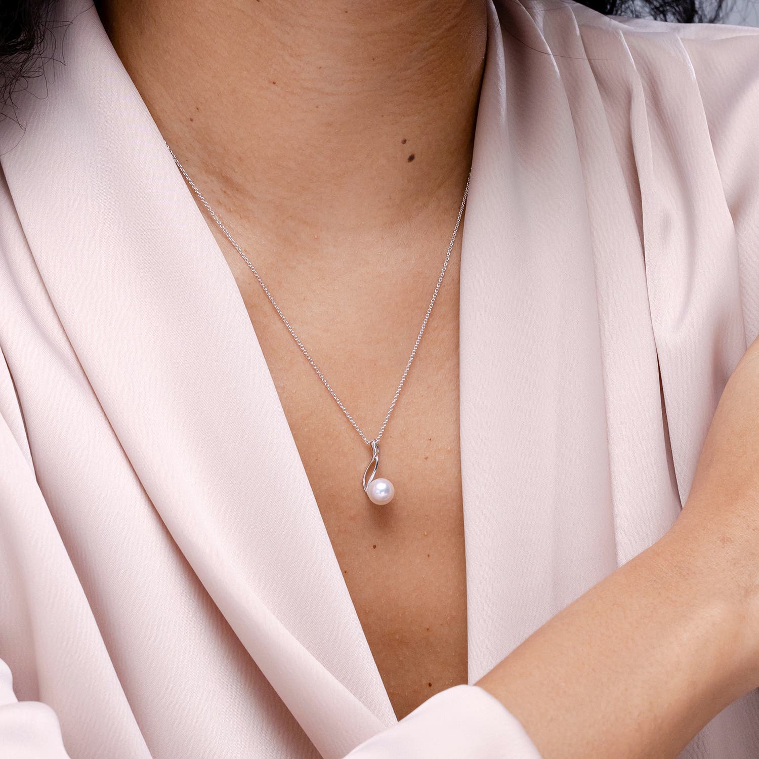 SP1678AKPR GIA_Certificate - lifestyle 3