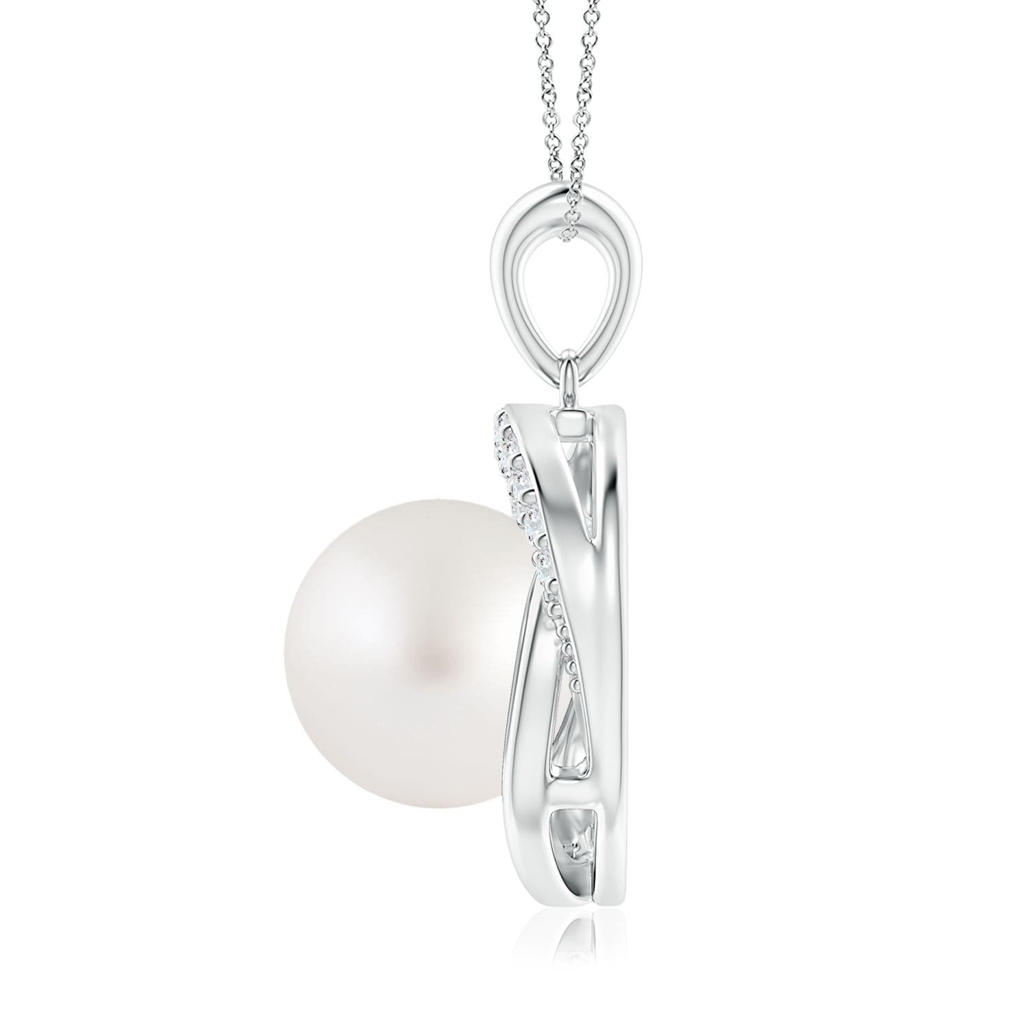 AA - South Sea Cultured Pearl / 7.33 CT / 14 KT White Gold