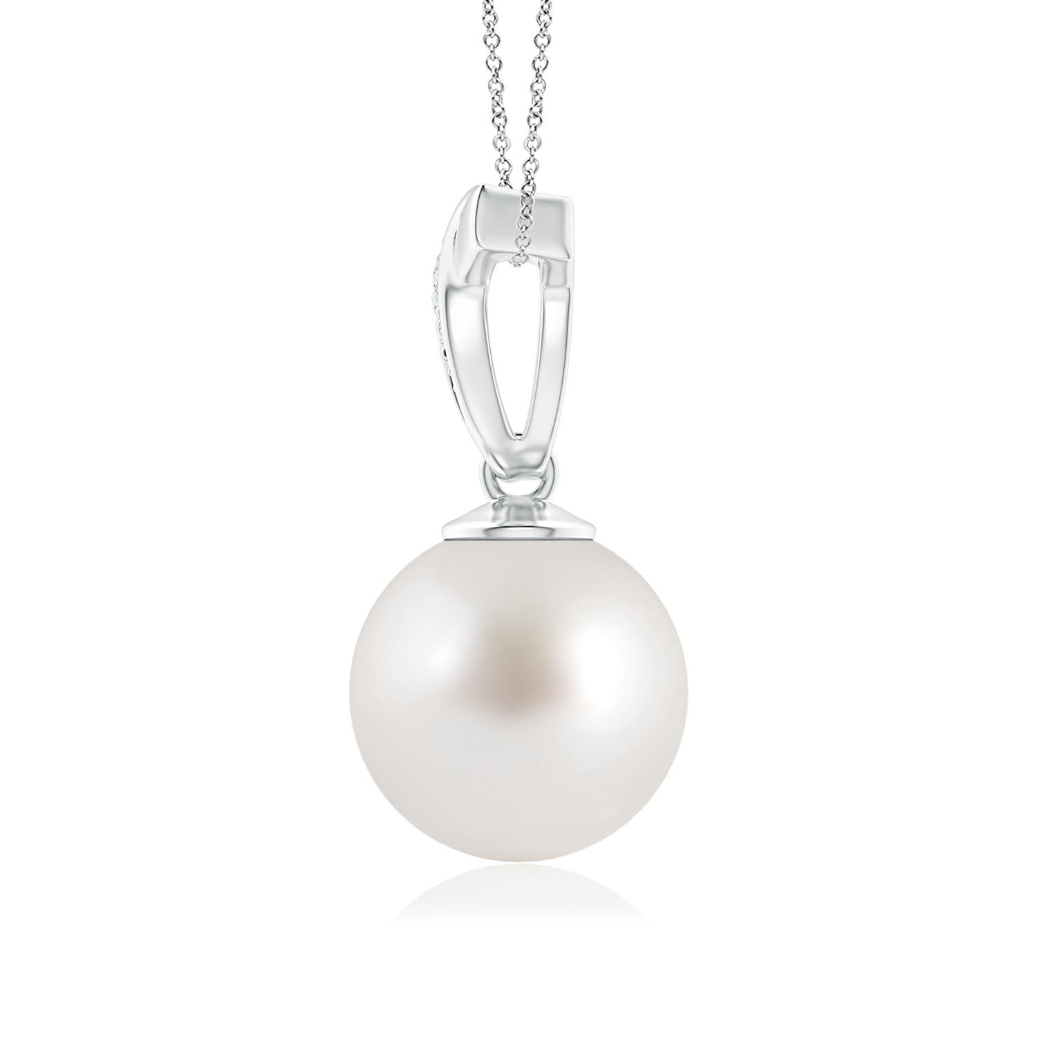 AAA - South Sea Cultured Pearl / 7.23 CT / 14 KT White Gold