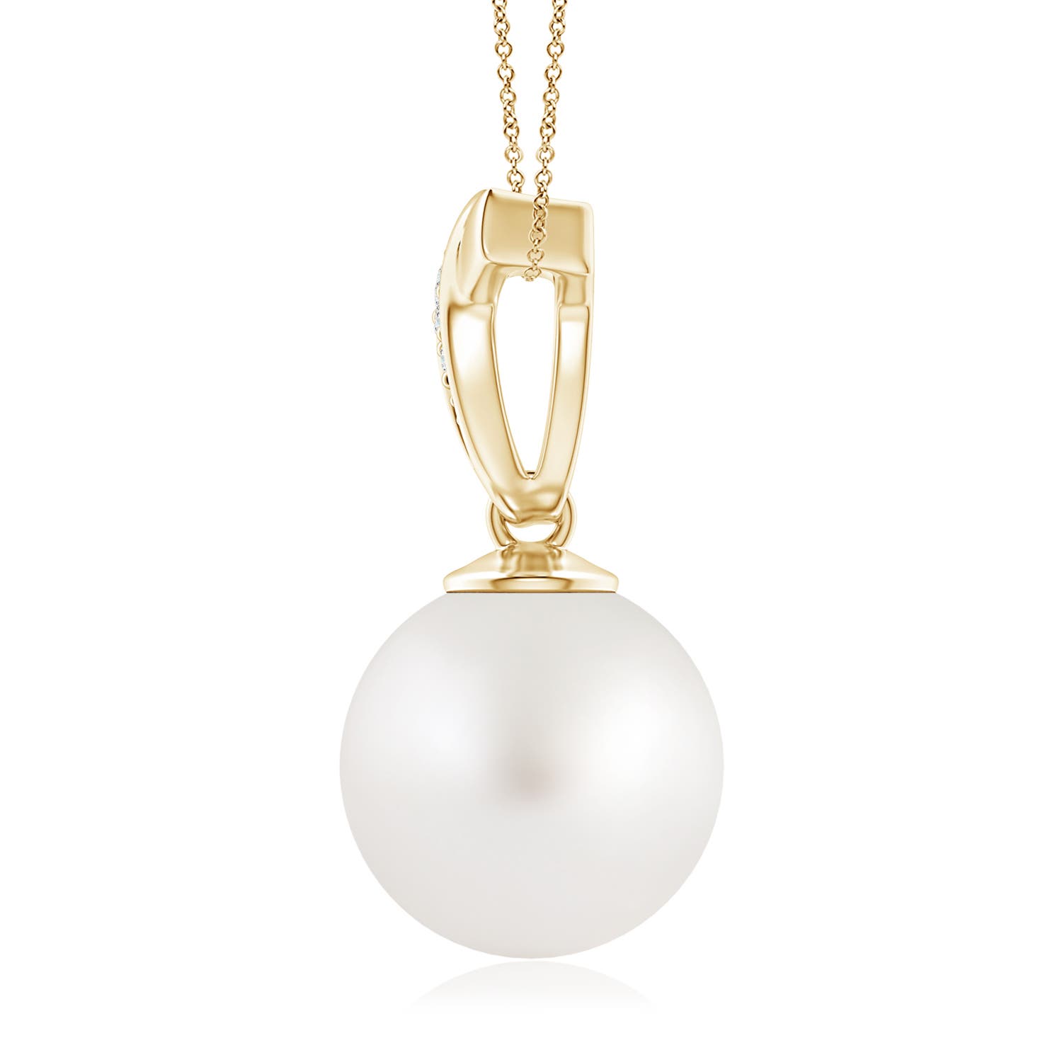 AA - South Sea Cultured Pearl / 9.64 CT / 14 KT Yellow Gold