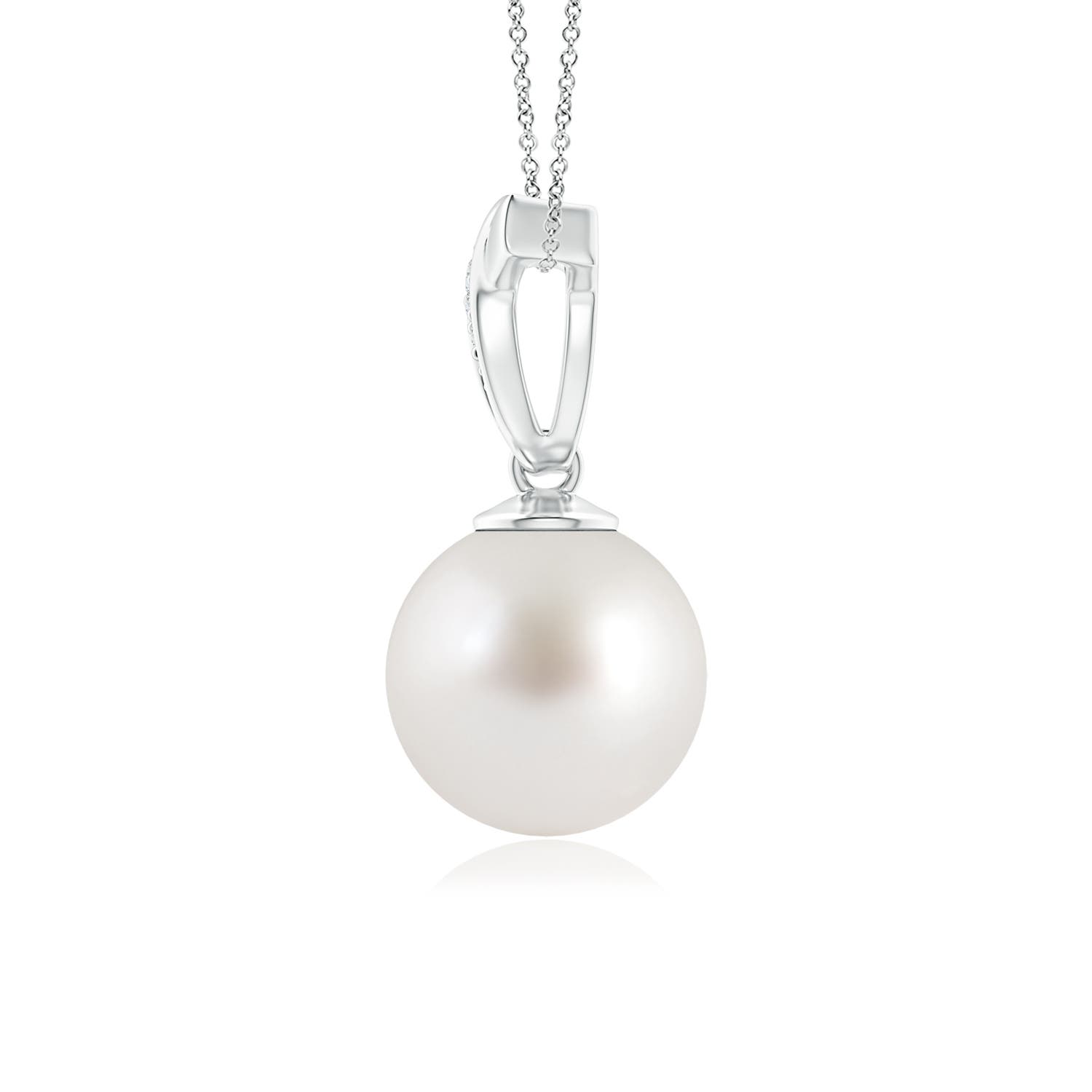 AAA - South Sea Cultured Pearl / 5.28 CT / 14 KT White Gold