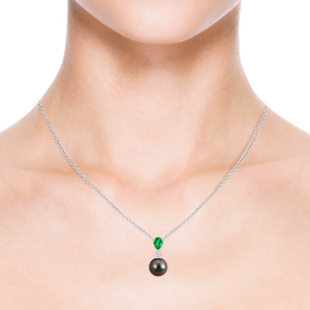 9mm AAA Tahitian Pearl & Pear Emerald Drop Pendant in White Gold Body-Neck