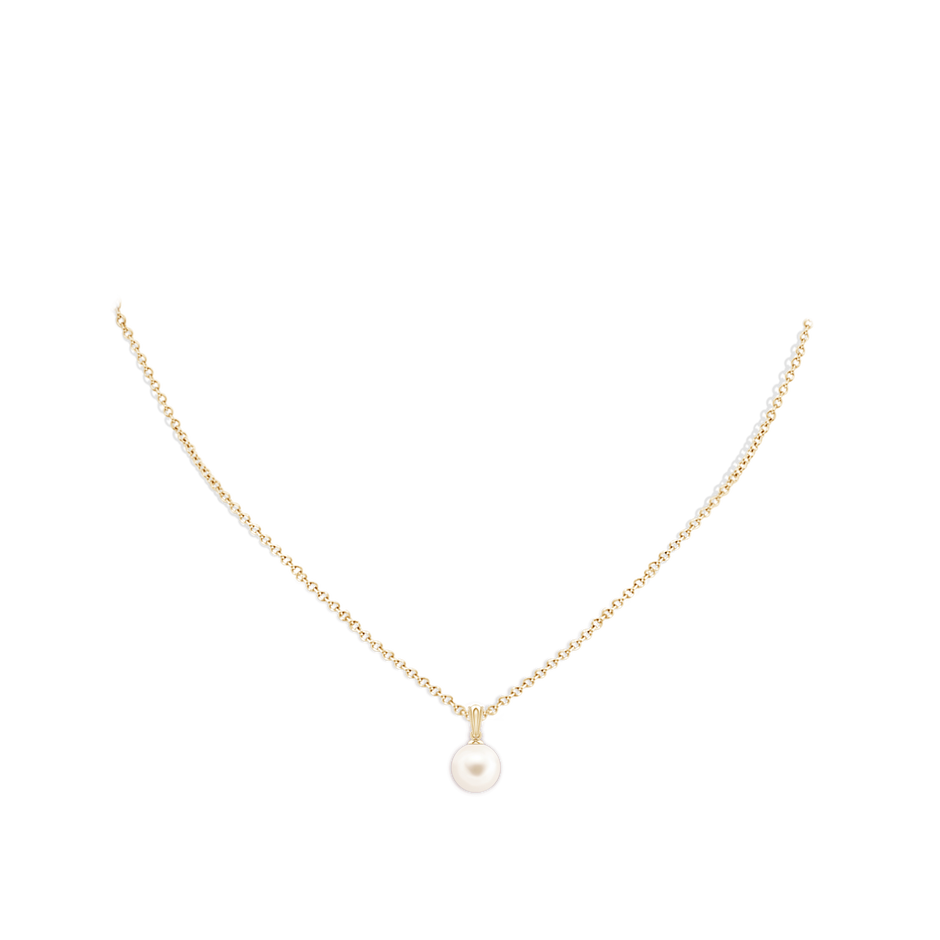 8mm AAA Freshwater Pearl Pendant with Ornate Bale in 18K Yellow Gold pen