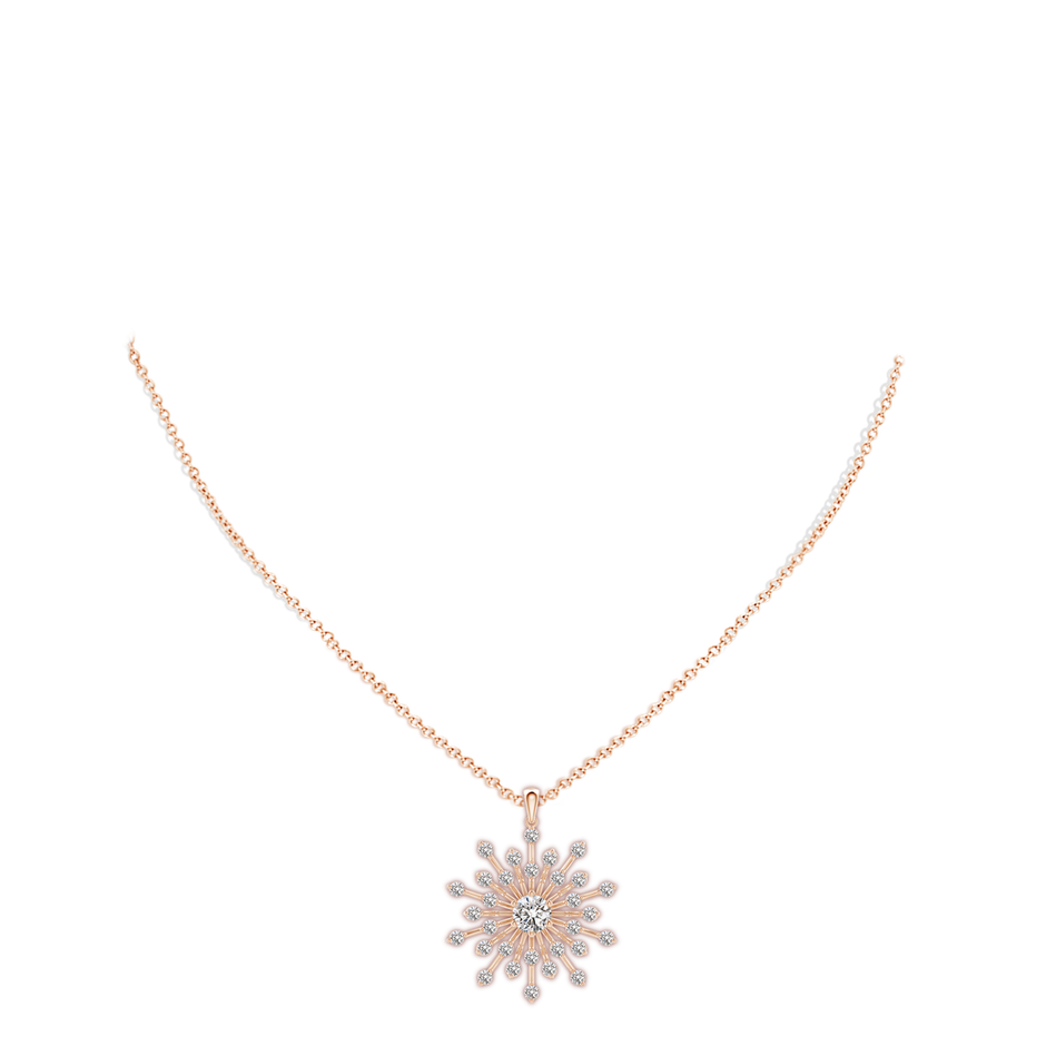 5.6mm IJI1I2 Prong-Set Diamond Sunburst Pendant in Rose Gold pen