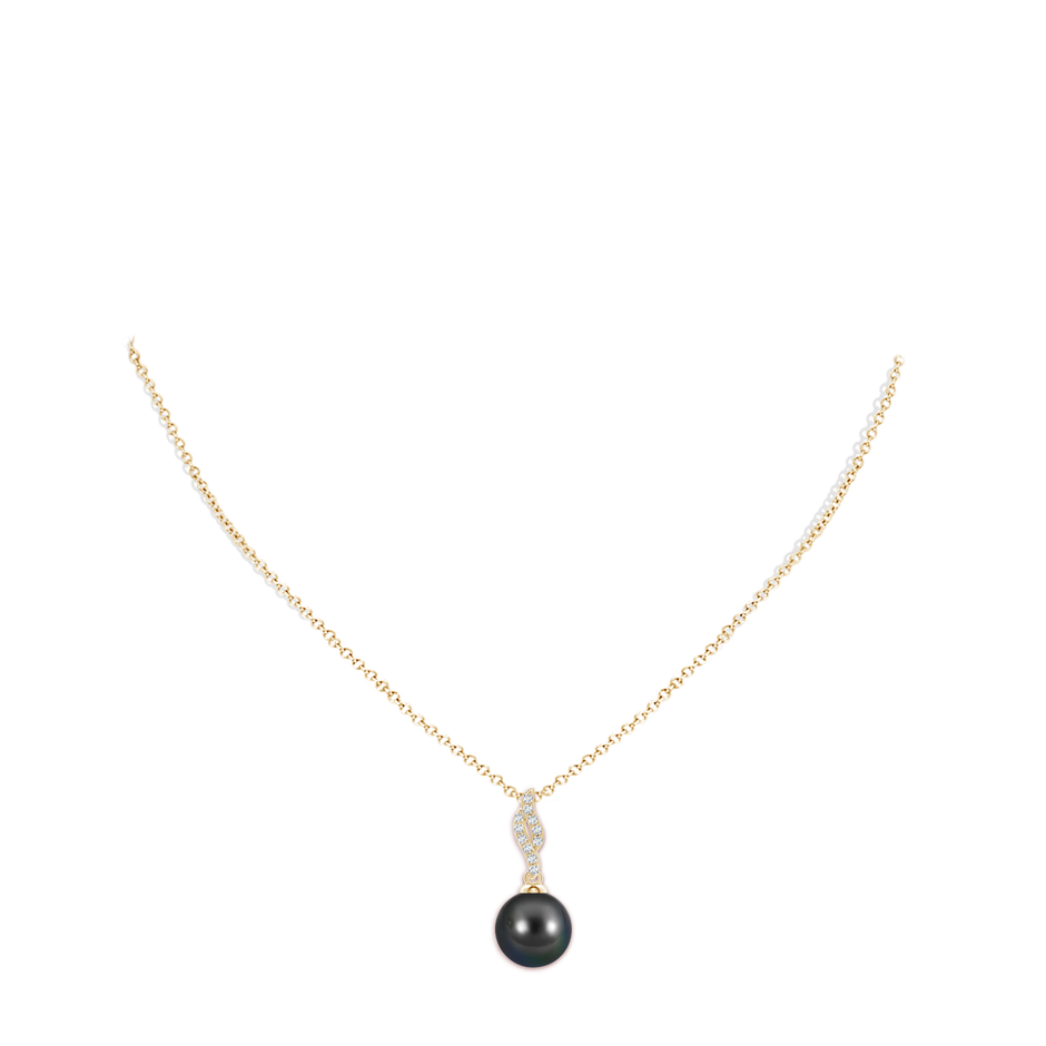 10mm AA Tahitian Pearl Pendant with Flame Motif in Yellow Gold body-neck