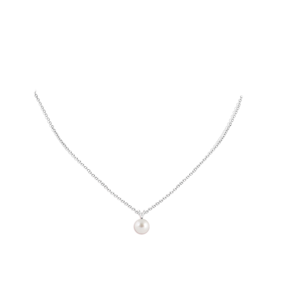 8mm AAA South Sea Pearl Solitaire V-Bale Pendant in P950 Platinum body-neck