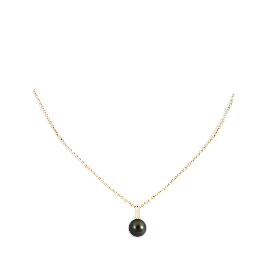 10mm AAAA Classic Tahitian Pearl Solitaire Pendant in Yellow Gold body-neck