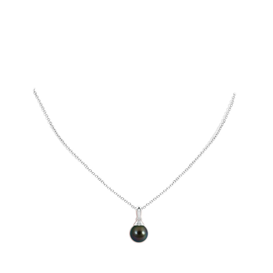 10mm AAAA Classic Solitaire Tahitian Pearl Pendant in White Gold body-neck
