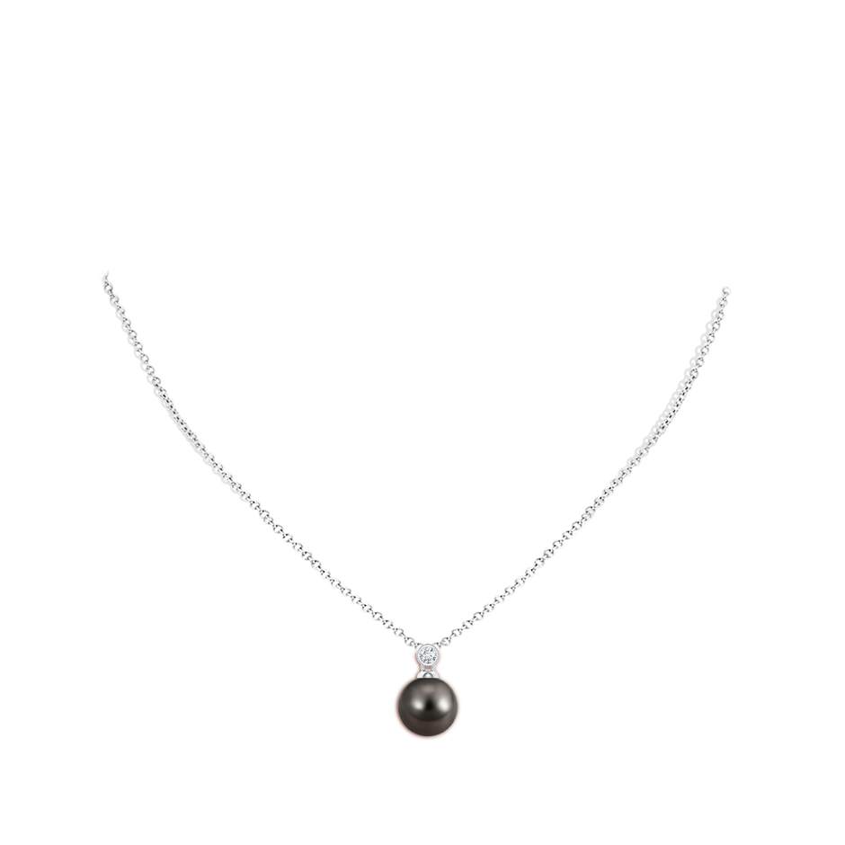 10mm AAA Tahitian Pearl Pendant with Bezel Diamond in White Gold body-neck